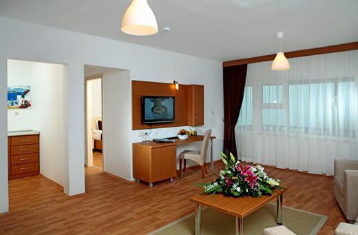 Legend Hotel Riva Esterno foto